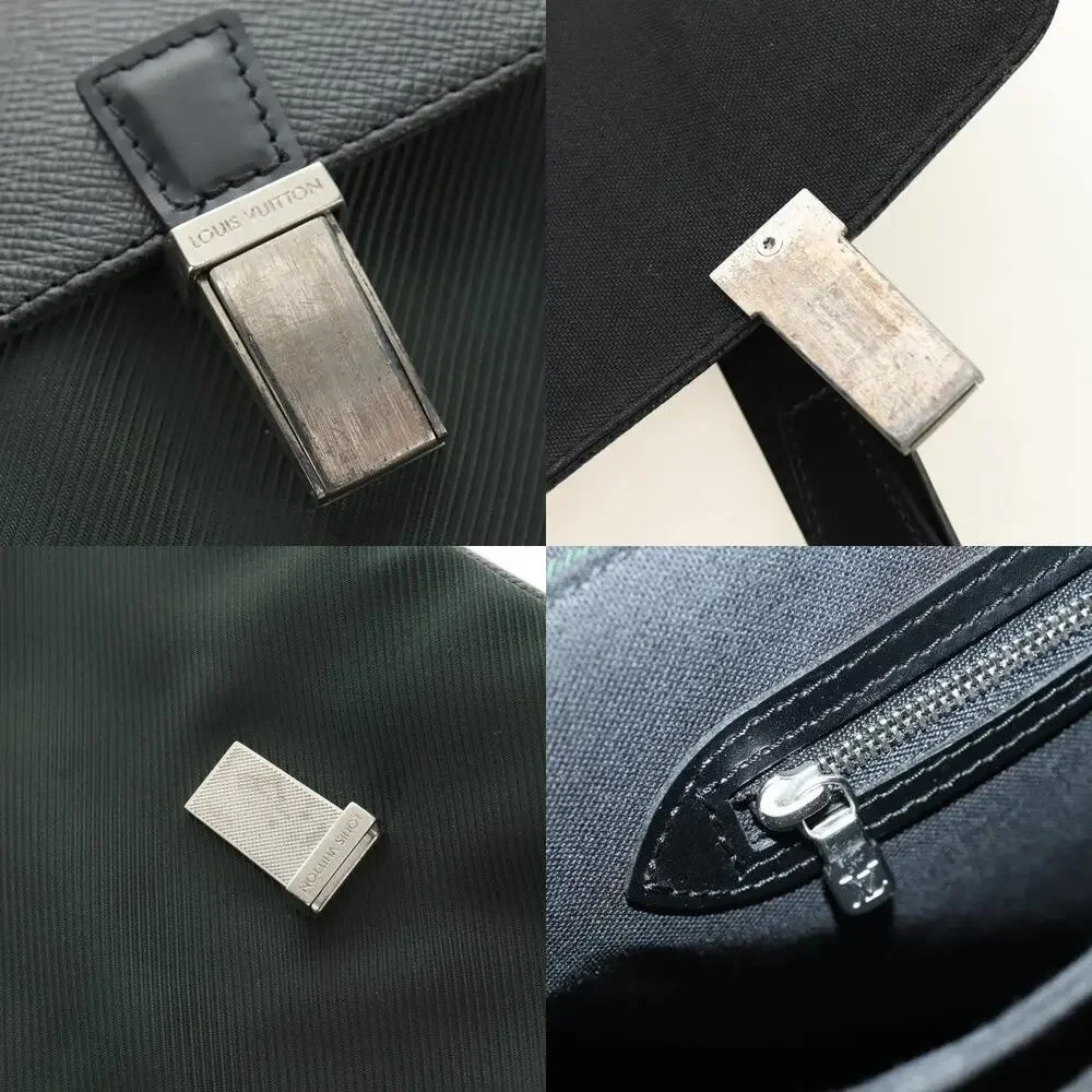 Louis Vuitton Taiga Saratov GM Shoulder Bag Black